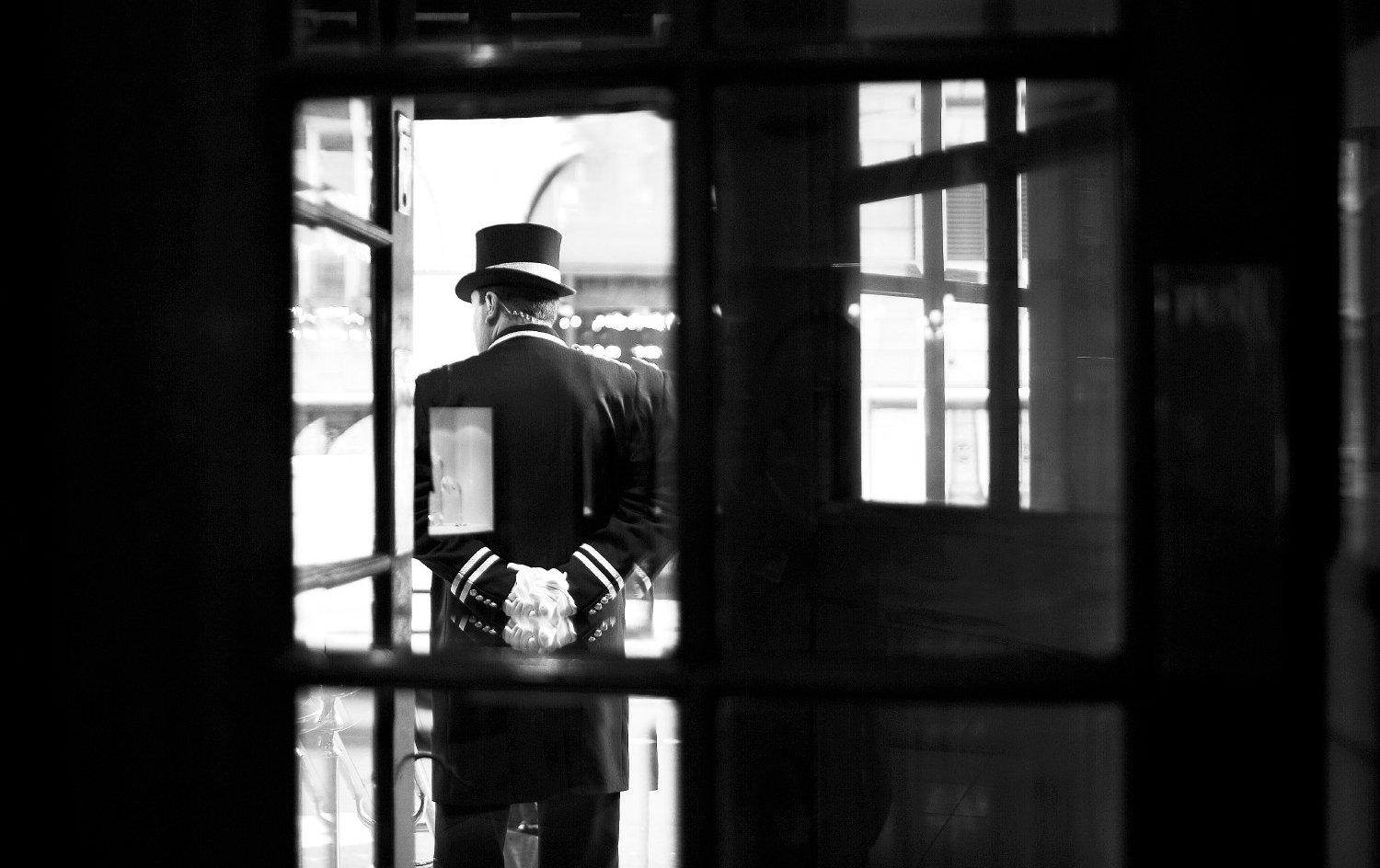 Deep Design Agency The Ritz London Slider2 Image4